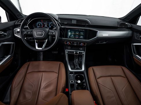 Certified 2022 Audi Q3 2.0T Premium w/ Convenience Package image 8