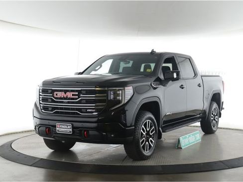 Used 2025 GMC Sierra 1500 AT4 w/ Technology Package AWD/4WD image 10