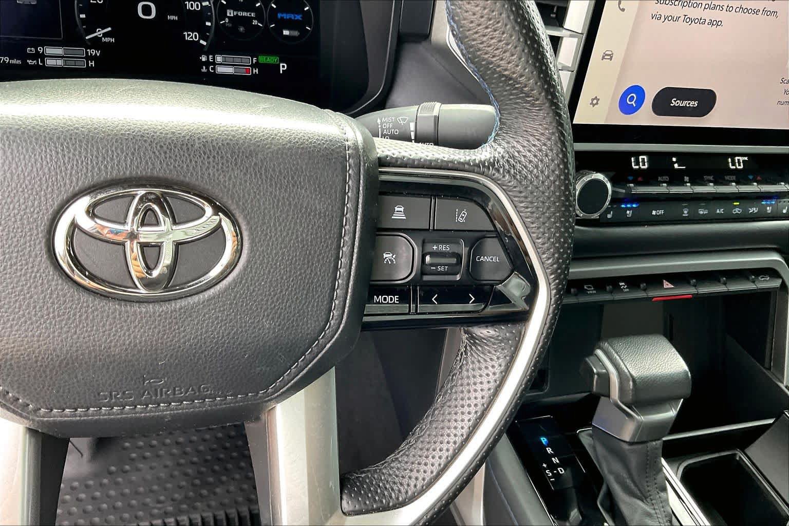 Used 2025 Toyota Tundra Platinum AWD/4WD image 24