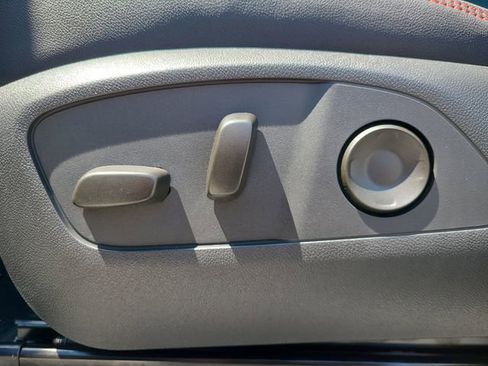 New 2026 Chevrolet Traverse RS image 26