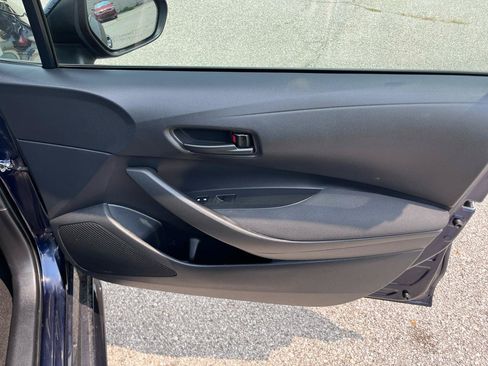 Used 2022 Toyota Corolla LE FWD image 18