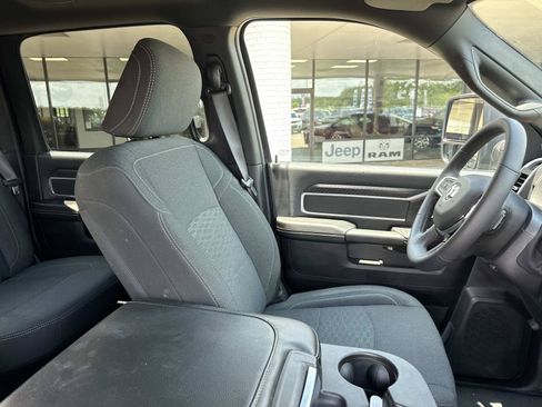 Used 2026 RAM 2500 Big Horn AWD/4WD image 10