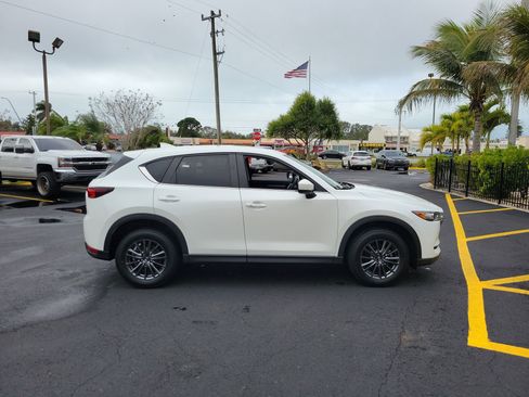 Used 2021 MAZDA CX-5 Touring w/ Touring Preferred SV Package image 5