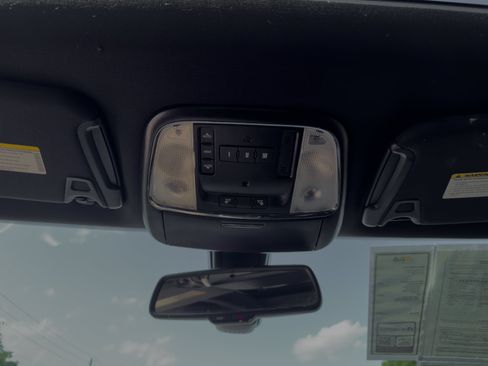 Used 2020 Dodge Charger R/T w/ Plus Group RWD image 63