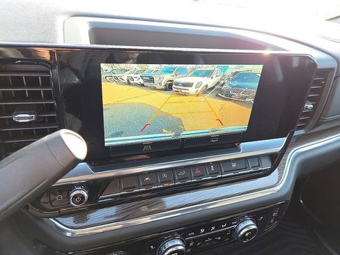 Used 2024 GMC Sierra 1500 Elevation image 22