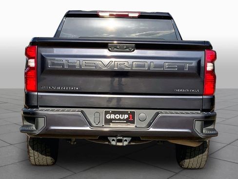 Used 2023 Chevrolet Silverado 1500 Custom w/ LPO, Dark Essentials Package RWD image 5