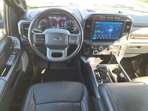 Certified 2022 Ford F150 XLT w/ Equipment Group 302A High image 15