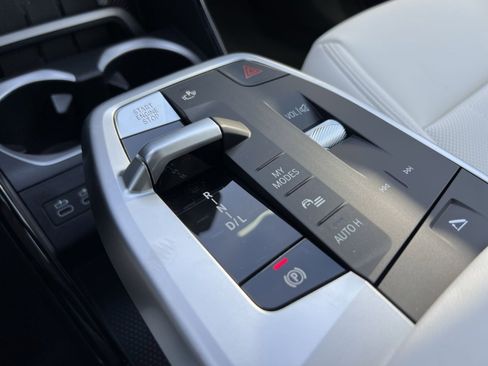 New 2026 BMW X1 xDrive28i w/ Technology Package image 19