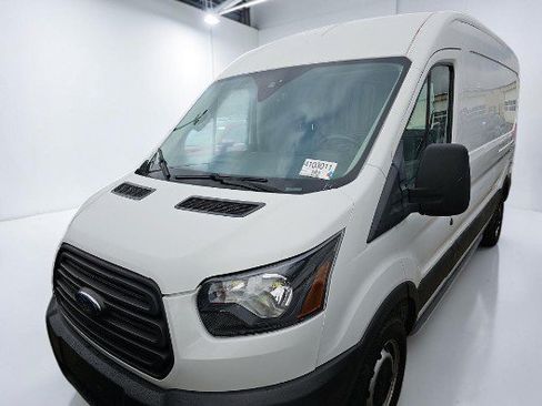 Used 2017 Ford Transit 250 148 Medium Roof RWD image 3