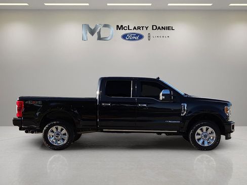 Used 2019 Ford F250 Platinum AWD/4WD image 6