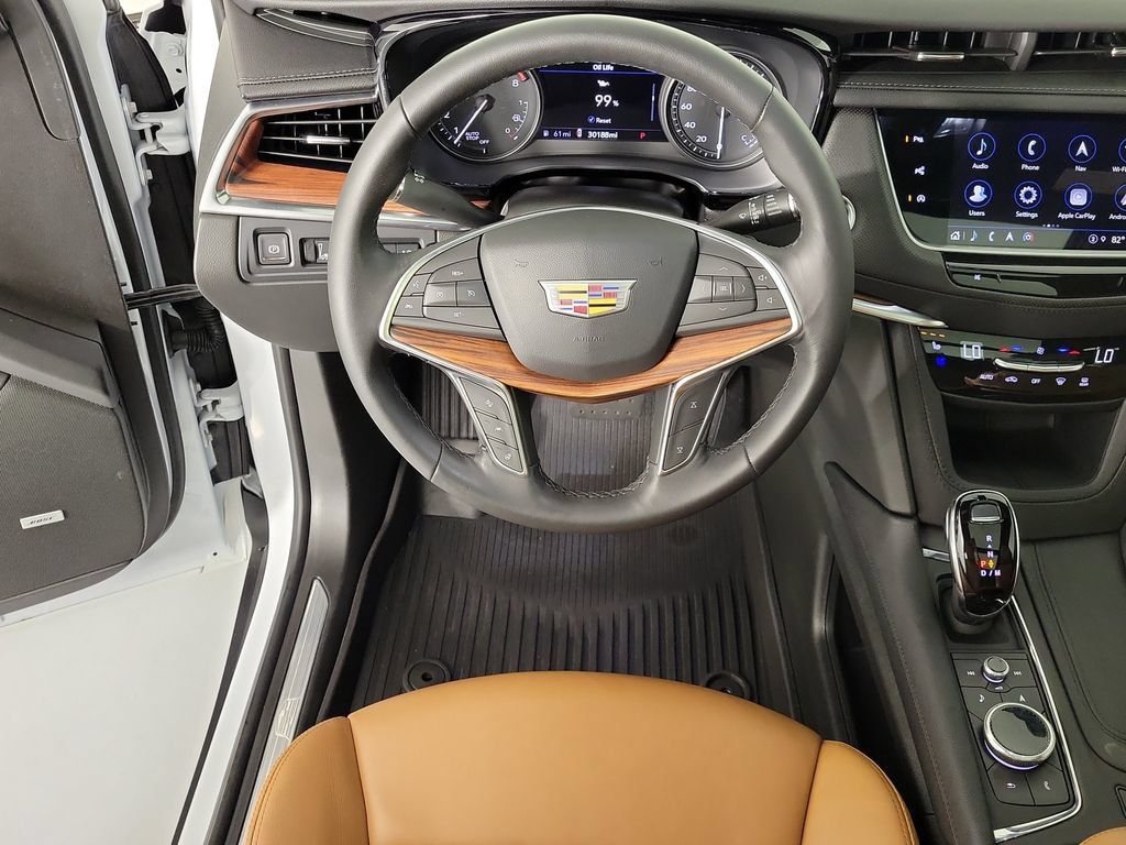 Used 2024 Cadillac XT5 Premium Luxury w/ Technology Package FWD image 15