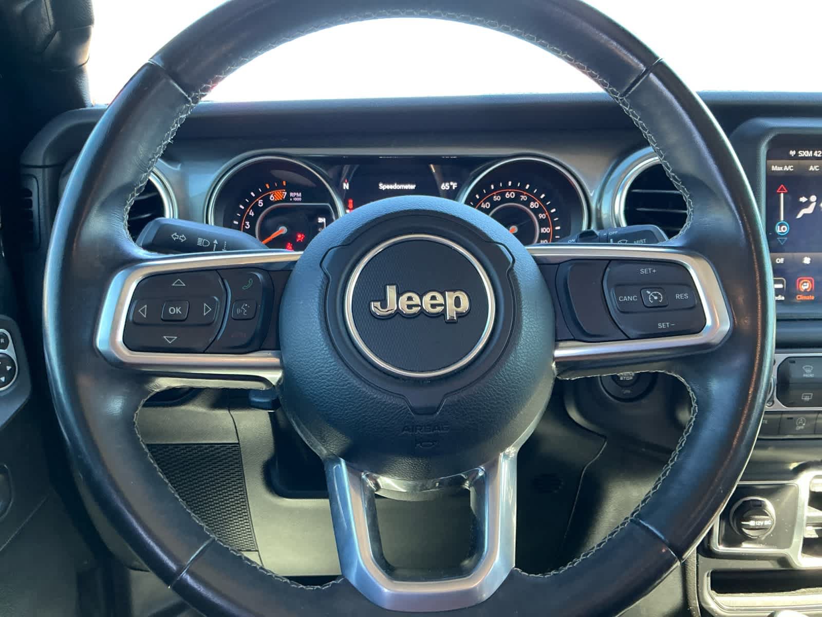 Used 2019 Jeep Wrangler Unlimited Sahara AWD/4WD image 12