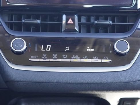 Used 2024 Toyota Corolla LE FWD image 22