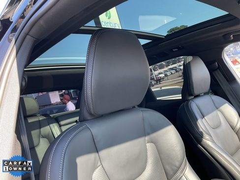 Used 2024 Volvo XC60 T8 Ultimate w/ Protection Package Premier image 63