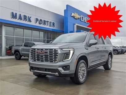New 2025 GMC Yukon XL Denali w/ Sun & Power Step Package