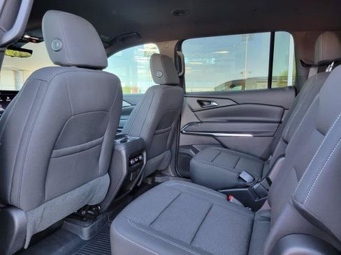 Used 2026 Chevrolet Traverse LT w/ Driver Confidence Package AWD/4WD image 27