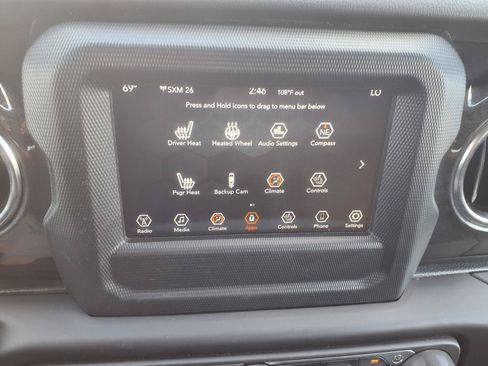 Used 2021 Jeep Wrangler Unlimited Sahara AWD/4WD image 7