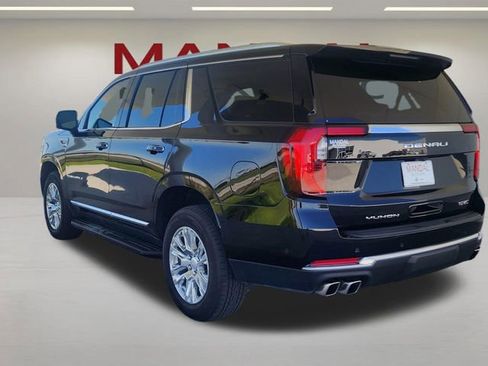 Used 2025 GMC Yukon Denali RWD image 6
