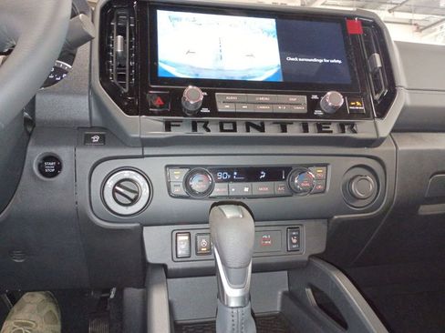 New 2026 Nissan Frontier SV w/ SV Convenience Package image 17