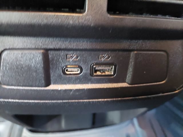 Certified 2025 Chevrolet Colorado ZR2 w/ Midnight Edition AWD/4WD image 29