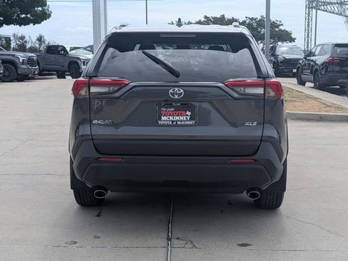 Used 2025 Toyota RAV4 XLE w/ Convenience Package FWD image 8