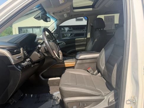 Used 2019 GMC Yukon Denali w/ Denali Ultimate Package AWD/4WD image 14