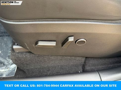 Used 2024 Tesla Model Y Long Range image 30