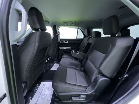 Used 2022 Ford Explorer XLT w/ Class IV Trailer Tow Package image 26