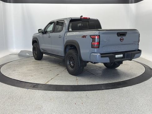 Used 2023 Nissan Frontier PRO-4X w/ Pro-4X Premium Package AWD/4WD image 3