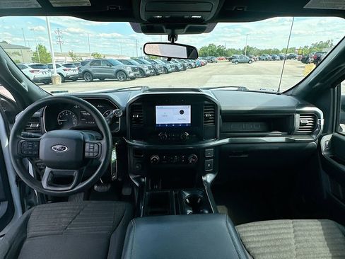 Used 2022 Ford F150 XL w/ STX Appearance Package RWD image 3