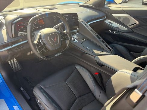 Used 2025 Chevrolet Corvette Z06 w/ Chrome Exterior Badge Package image 14