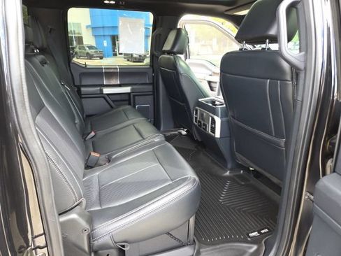 Used 2022 Ford F350 Lariat w/ Tremor Off-Road Package AWD/4WD image 22