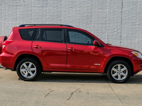 Used 2007 Toyota RAV4 Limited FWD image 6