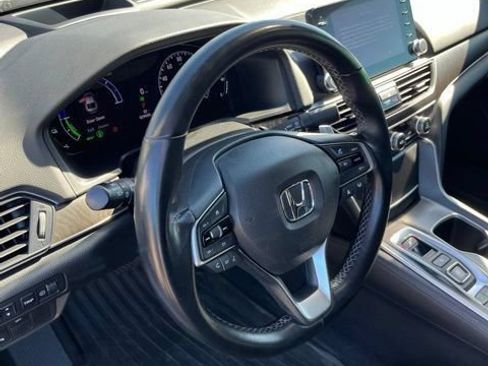 Used 2022 Honda Accord Touring image 13