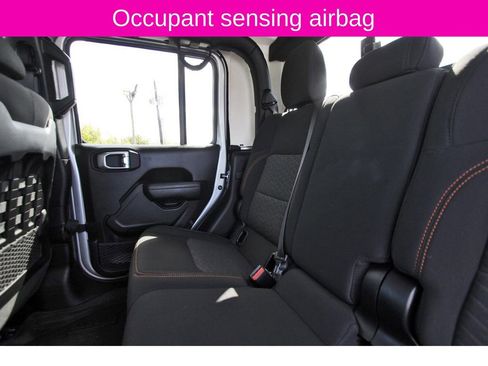 Used 2022 Jeep Gladiator Mojave w/ Cold Weather Group image 12