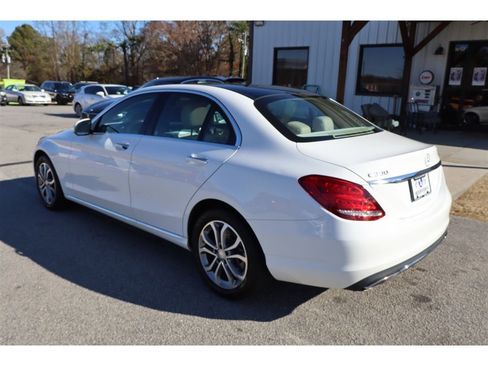 Used 2015 Mercedes-Benz C 300 4MATIC Sedan image 3