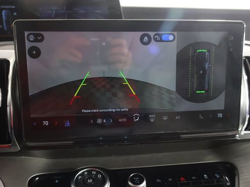 Used 2025 Ford Expedition Max Platinum image 51