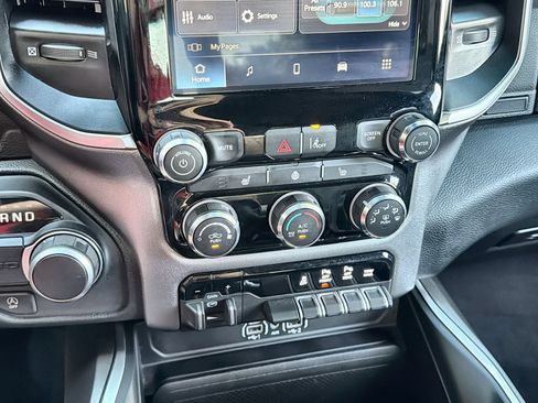Used 2025 RAM 1500 Lone Star RWD image 18