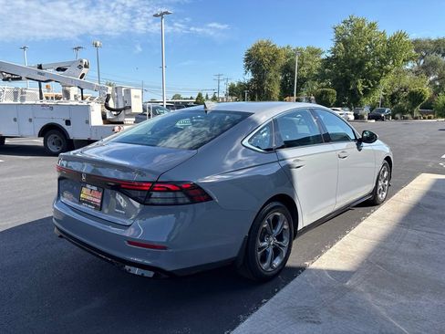 Used 2023 Honda Accord EX-L image 5
