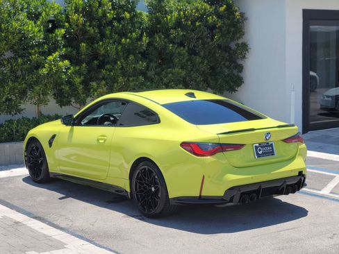 Used 2022 BMW M4 Competition w/ Executive Package RWD image 3