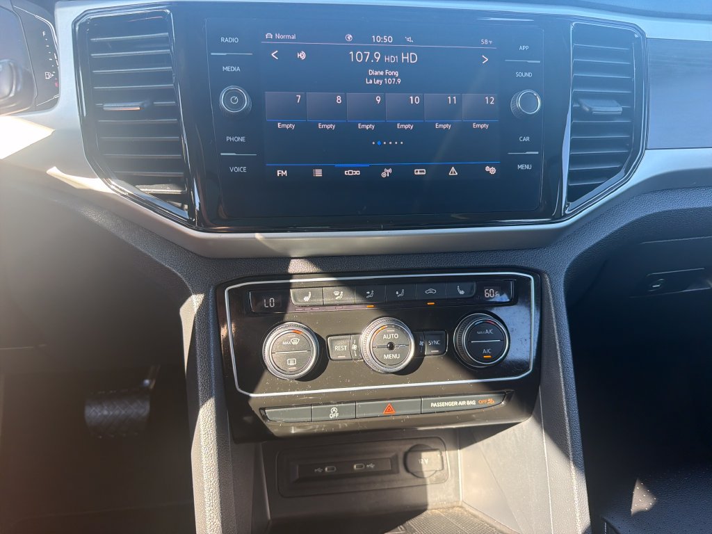 Certified 2023 Volkswagen Atlas SE w/ Panoramic Sunroof Package AWD/4WD image 15