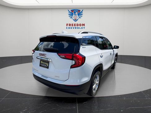 Used 2020 GMC Terrain SLE w/ Driver Convenience Package AWD/4WD image 7