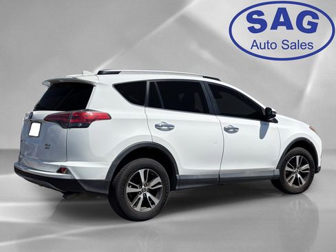 Used 2018 Toyota RAV4 XLE w/ Plus Extra Value Package AWD/4WD image 3
