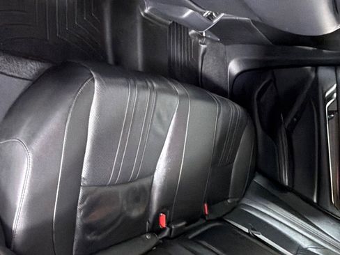 Used 2019 Honda Accord EX-L image 18
