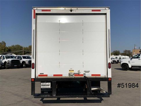 Used 2023 Chevrolet Express 4500 Extended w/ Power Convenience Package image 7