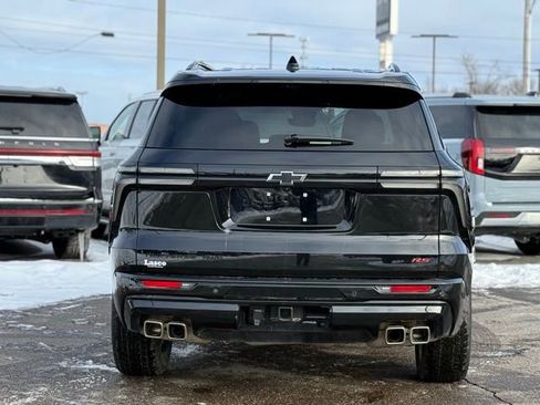 Used 2024 Chevrolet Traverse RS w/ LPO, Floor Liner Package image 41