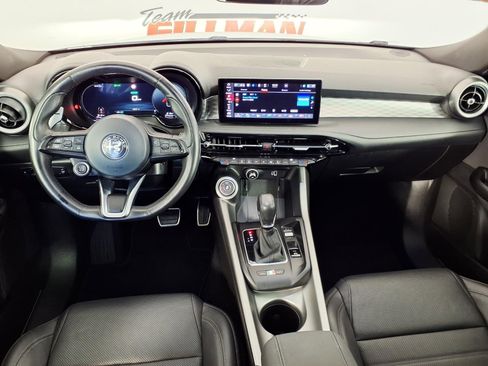 Used 2024 Alfa Romeo Tonale Veloce image 11