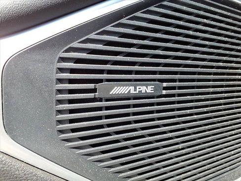Used 2024 Jeep Wagoneer Series III AWD/4WD image 11