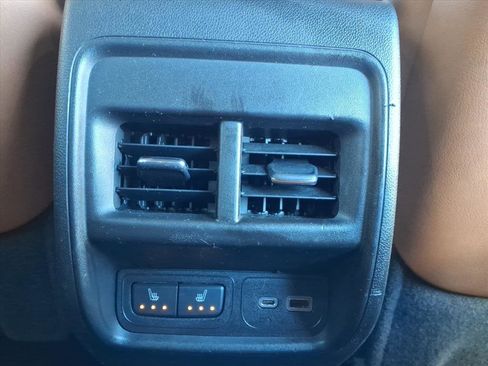 Used 2019 Cadillac XT4 Sport image 10