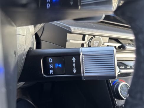 Used 2025 Hyundai Santa Fe SEL image 19